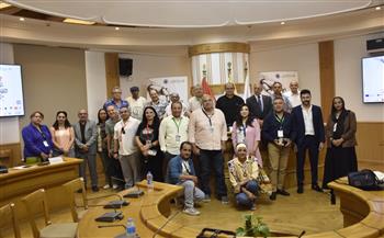 القاهرة للمسرح التجريبي 33| ندوة «التجريب وآليات النظام الرأسمالي العالمي» تبحث سطوة رأس المال ومستقبل الإبداع