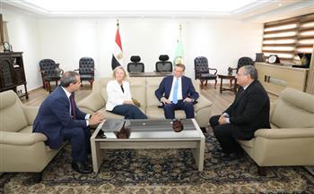 وزير الزراعة يبحث مع "الوكالة الإيطالية للتعاون من أجل التنمية" مستجدات المشروعات المشتركة