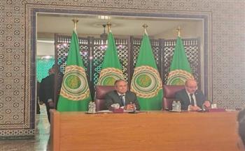 انطلاق المؤتمر الصحفي لوزير الخارجية التونسي وأمين عام الجامعة العربية على هامش اجتماع وزراء الخارجية العرب