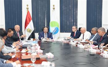 «القابضة للمياه» تعقد اجتماع اللجنة التنسيقية العليا لمتابعة مشروعات «حياة كريمة» وبحث ملفات التشغيل والصيانة 