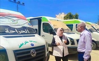 إجراء الكشف الطبى لـ 600 مواطن ومواطنة فى القافلة الطبية المجانية بحاجر إدفو 
