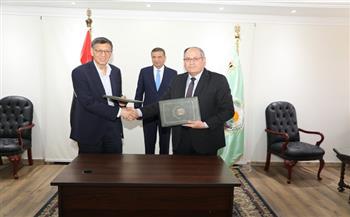 وزير الزراعة يشهد توقيع بروتوكول بين "البحوث الزراعية" وجامعة الصين لتعزيز البحث العلمي ونقل التكنولوجيا
