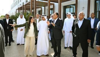 رئيس الوزراء يتفقد فندق "بورتالونا" ومشروع "وادي يم" التابعين لمجموعة "مدن القابضة" الإماراتية