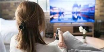 التلفزيون أم الكمبيوتر؟ .. دراسة تكشف اختلاف تأثير وقت الجلوس على الدماغ