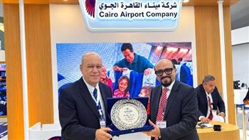 مطار القاهرة يعزز حضوره الدولي ويفتح آفاقًا جديدة للتعاون خلال ثاني أيام معرض العلمين الدولي للطيران