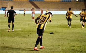 الدوري الممتاز.. الأهلي يبدأ نزيف النقاط ويدرك التعادل مع المقاولون العرب 