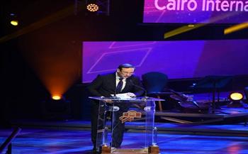 أيمن الشيوي في ختام مهرجان القاهرة للمسرح التجريبي 33: مصر تفتح ذراعيها للإبداع والمسرح الحقيقي لا يعرف التوقف