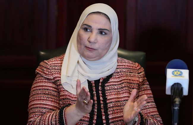 وزيرة التضامن خلال حوارها مع وكالة أنباء الشرق الأوسط