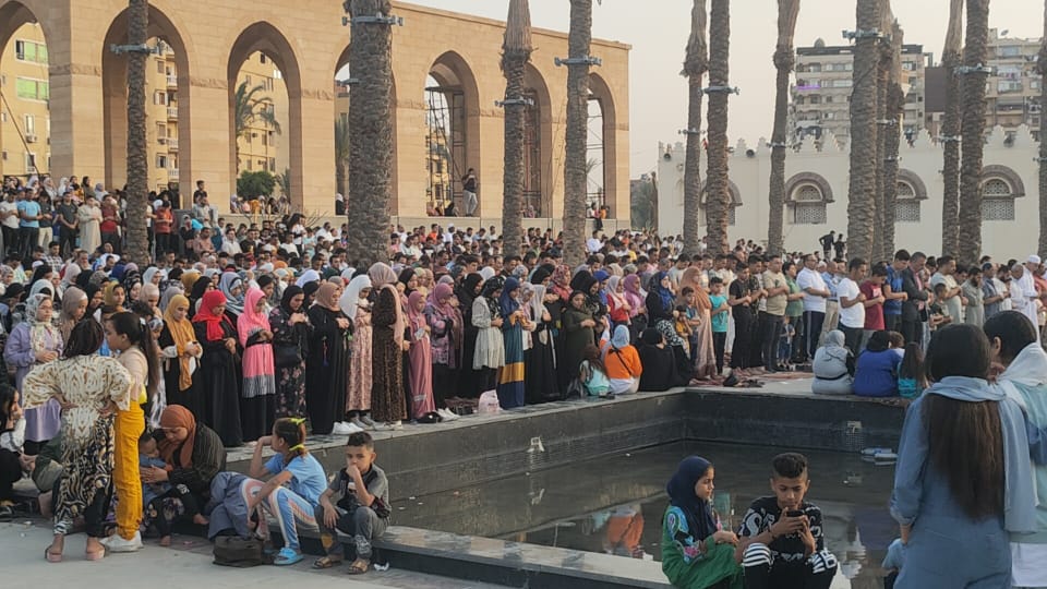صلاة عيد الفطر بمسجد عمرو بن العاص