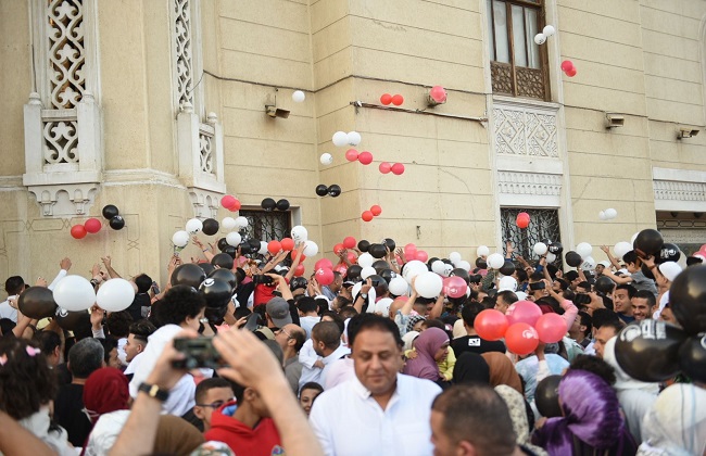 صلاة عيد الفطر من مسجد أبو بكر الصديق