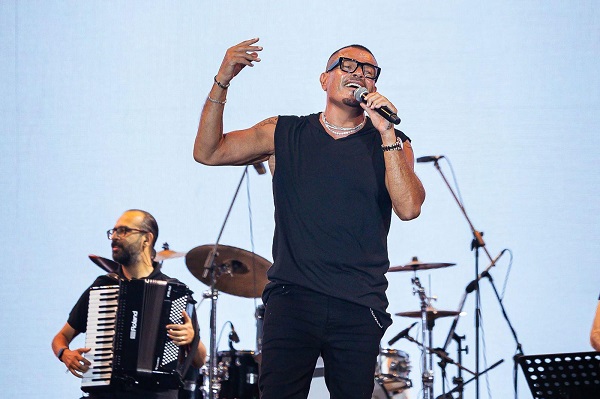 عمرو دياب