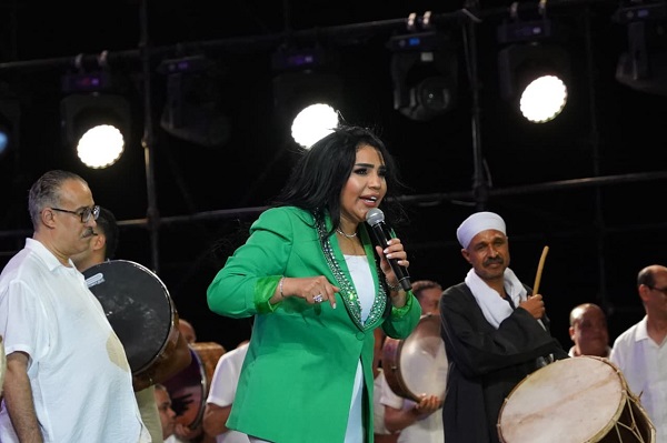 أمينة
