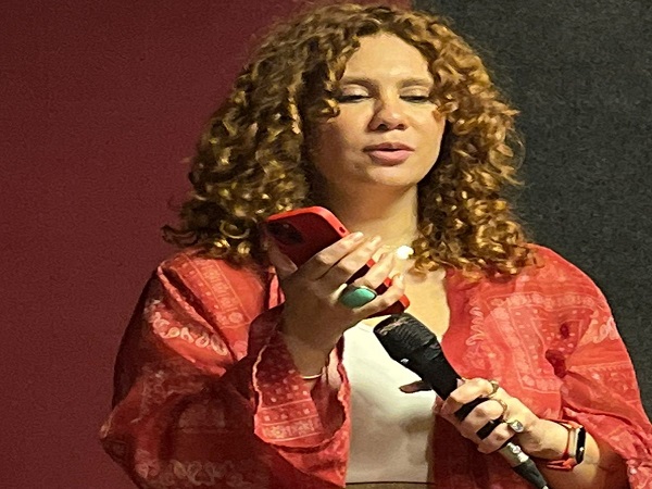  لينا شاماميان